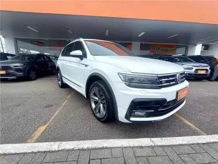 Volkswagen Tiguan Branco 10