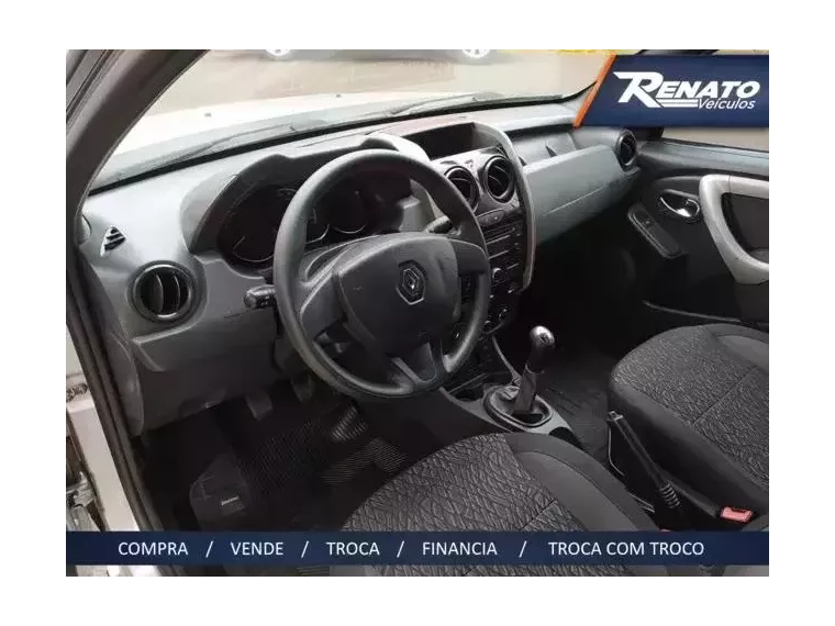 Renault Duster Oroch Prata 3