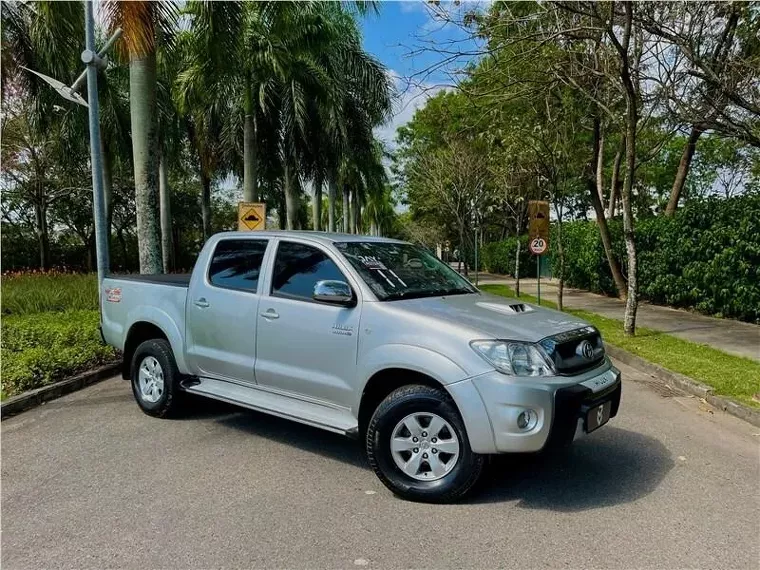 Toyota Hilux Prata 5