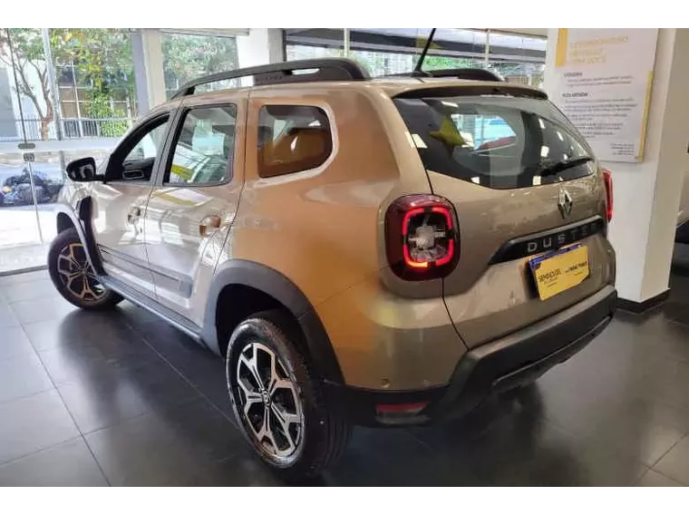 Renault Duster Bege 16