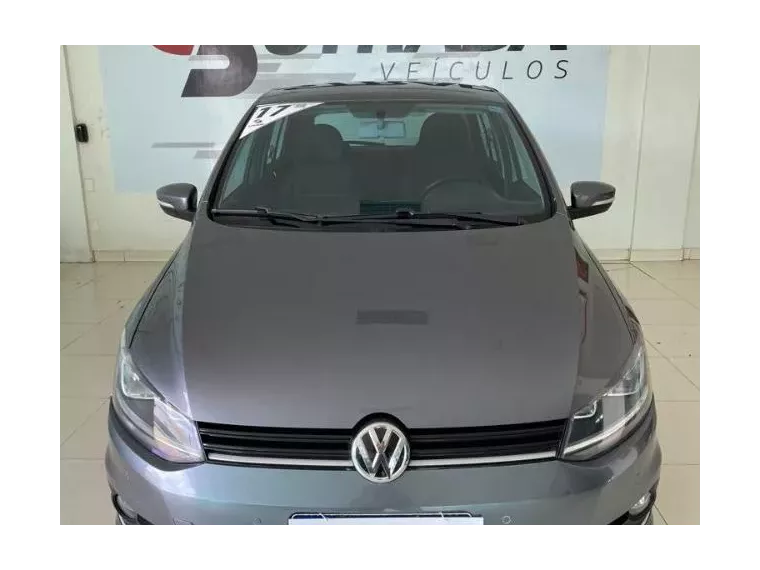 Volkswagen Fox Cinza 4