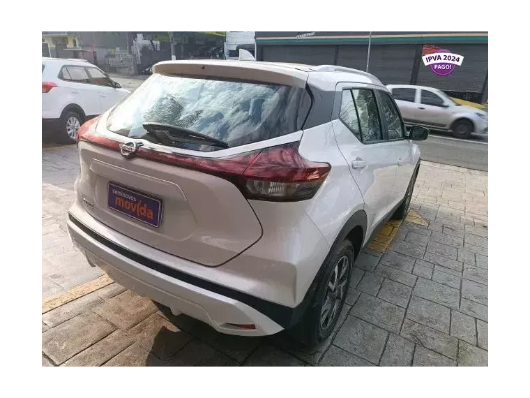 Nissan Kicks Branco 2