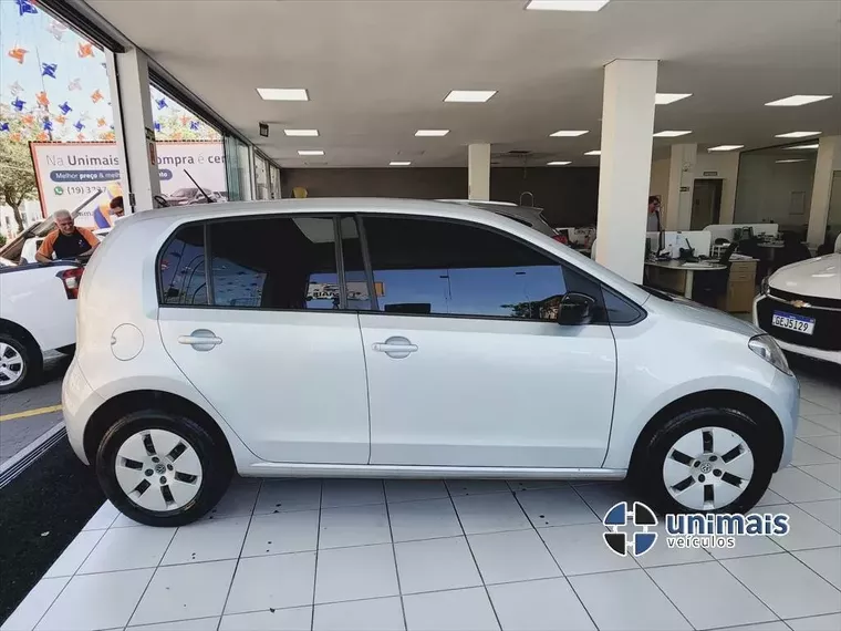 Volkswagen UP Prata 12