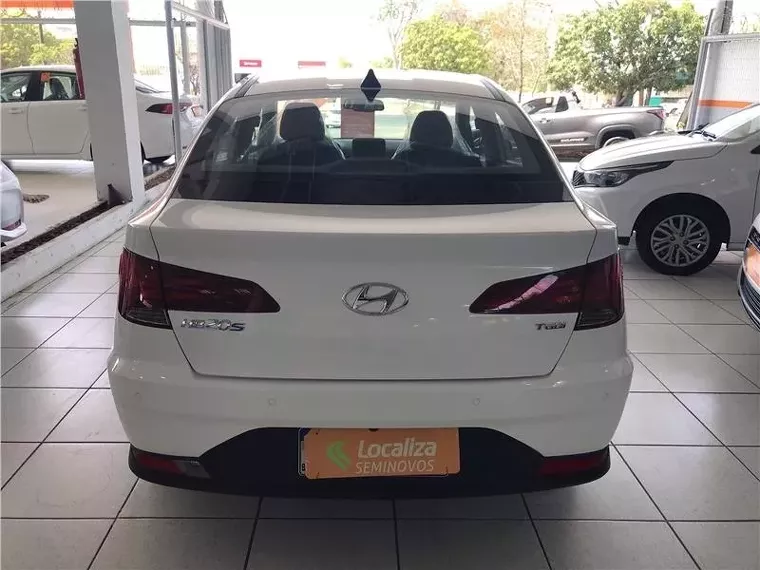 Hyundai HB20S Branco 4