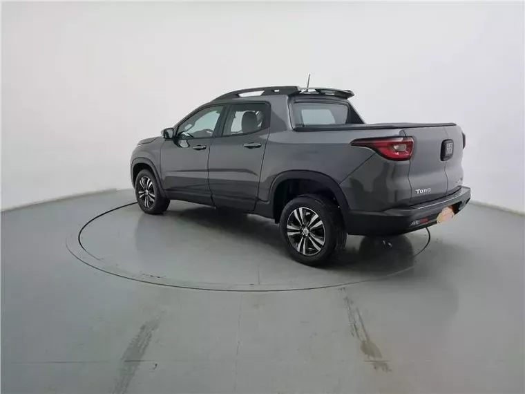 Fiat Toro Cinza 14