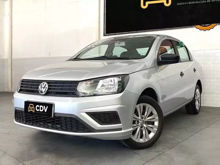 Volkswagen Voyage Prata 1