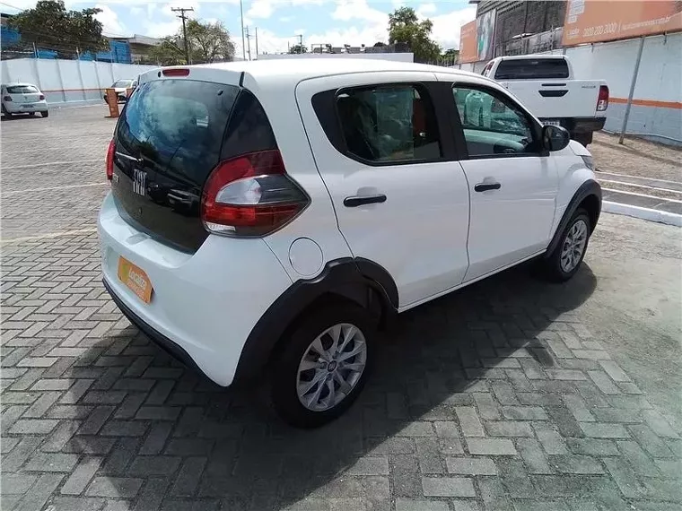 Fiat Mobi Branco 2