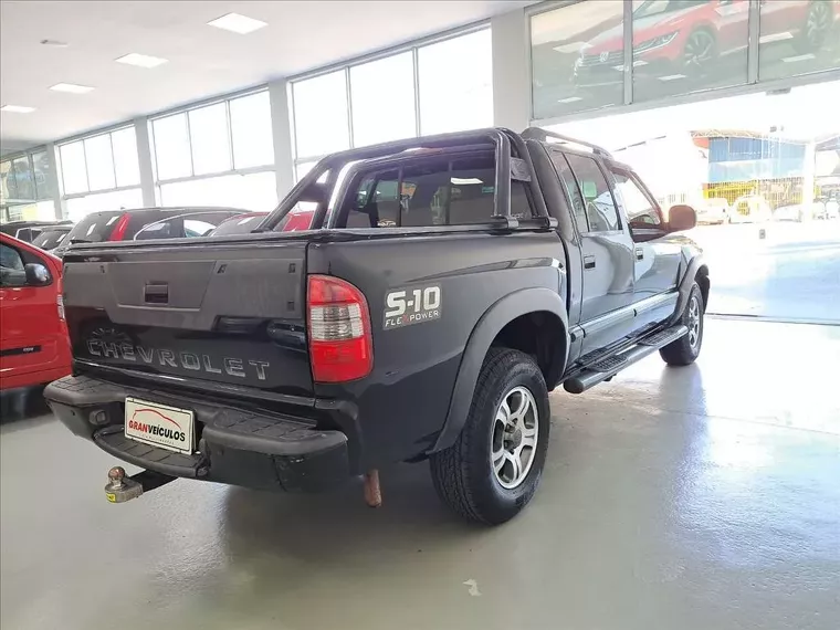 Chevrolet S10 Preto 4