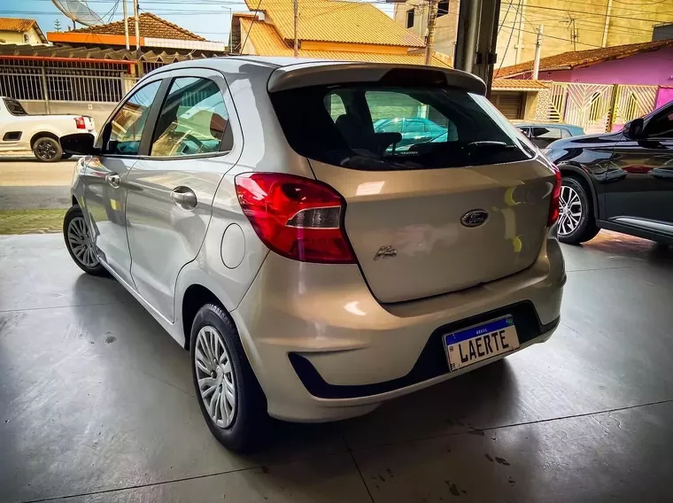 Ford KA Cinza 1