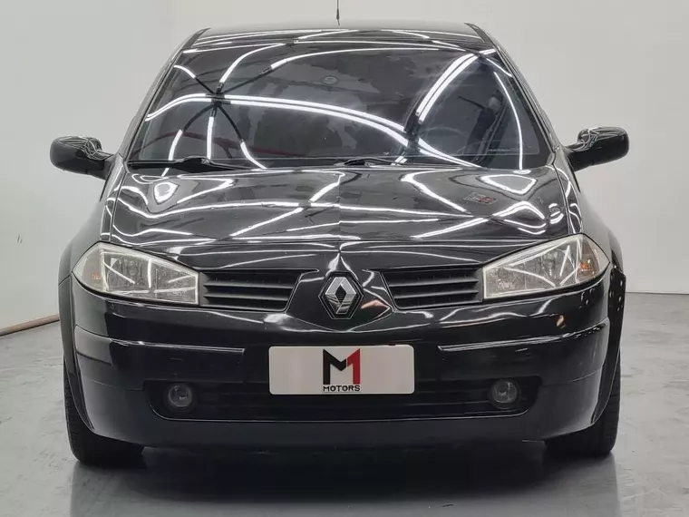 Renault Mégane Preto 10