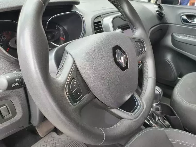 Renault Captur Bege 18