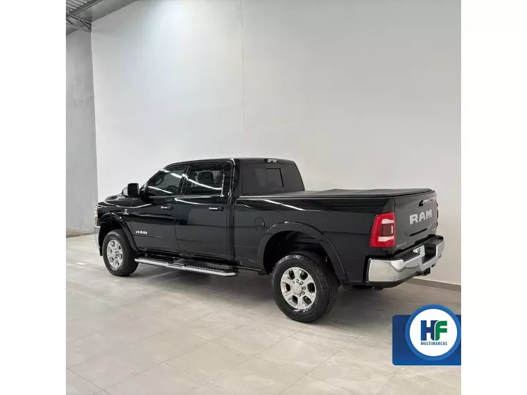 RAM 2500 Preto 7