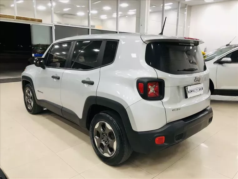 Jeep Renegade Prata 10