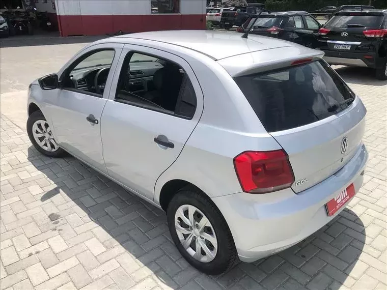 Volkswagen Gol Prata 10