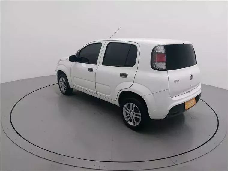 Fiat Uno Branco 18