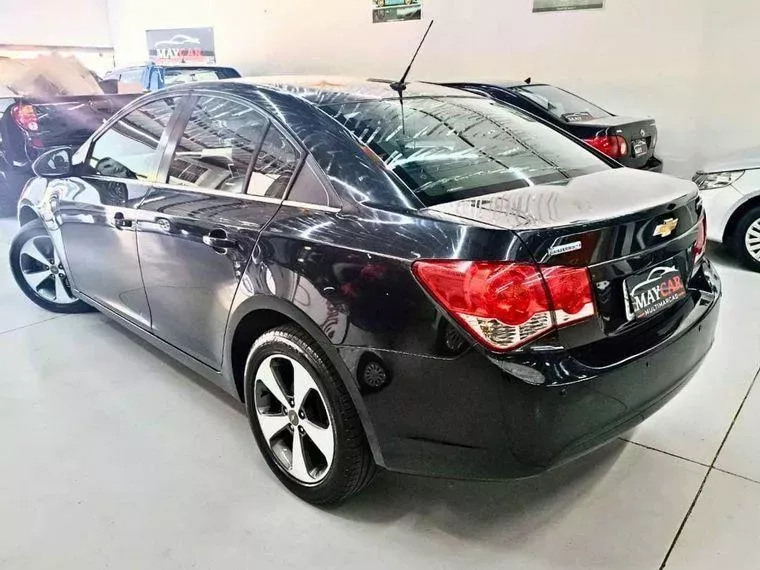 Chevrolet Cruze Preto 5