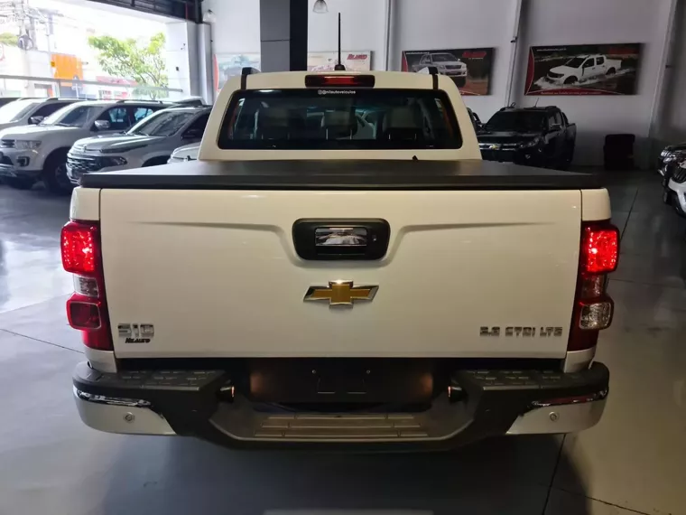 Chevrolet S10 Branco 7