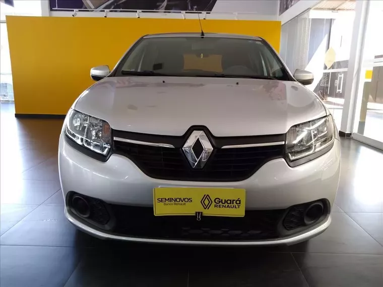 Renault Sandero Prata 2