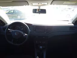 Volkswagen Polo Hatch