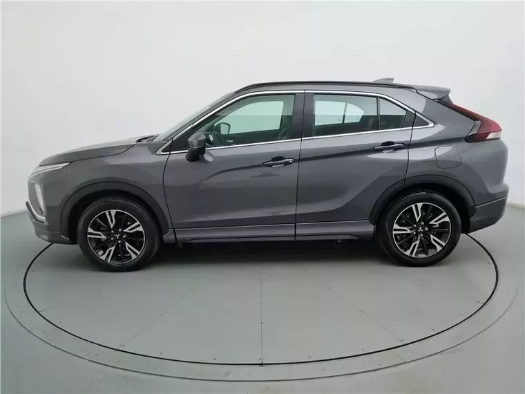 Mitsubishi Eclipse Cross Cinza 13