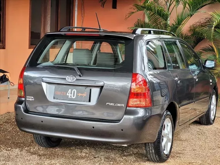 Toyota Fielder Preto 2