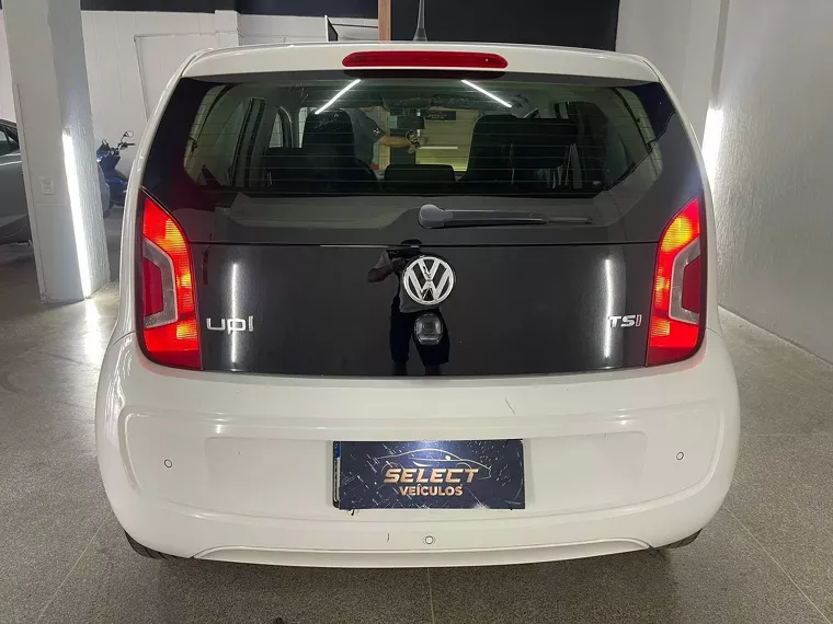 Volkswagen UP Branco 12