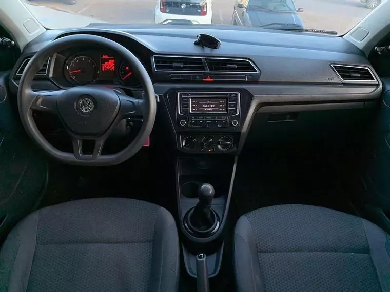 Volkswagen Voyage Branco 12