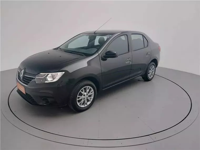 Renault Logan Preto 1