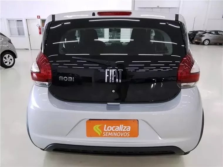 Fiat Mobi Prata 8