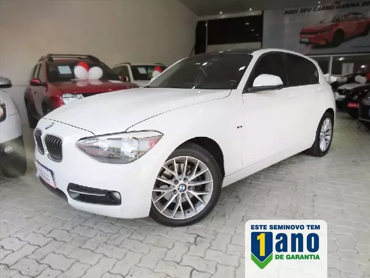 BMW 120i Branco 9