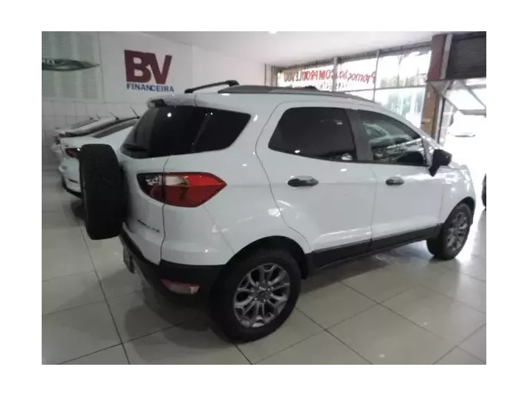 Ford Ecosport Branco 5