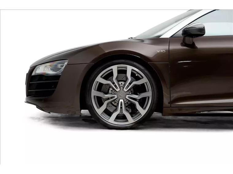 Audi R8 Marrom 4