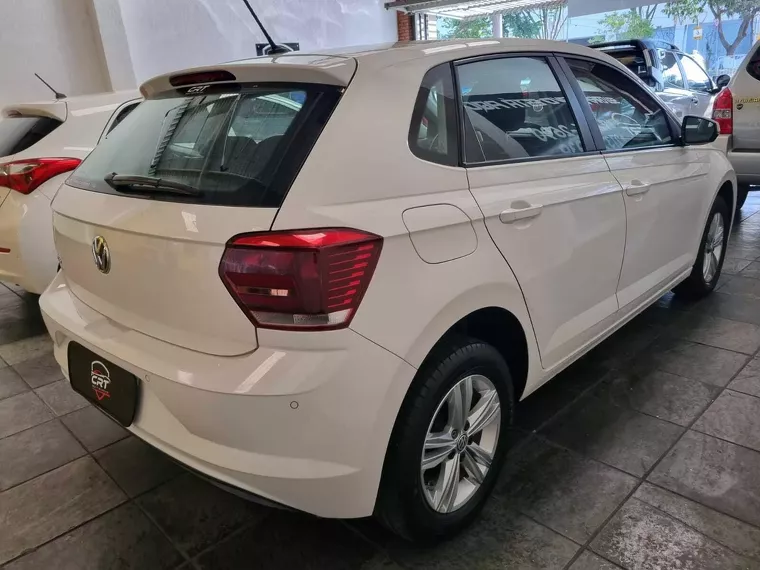 Volkswagen Polo Hatch Branco 3