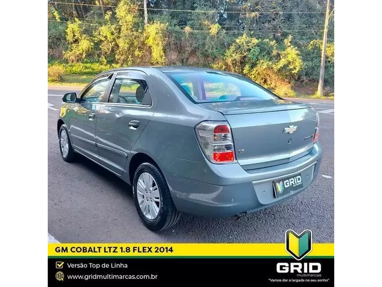 Chevrolet Cobalt Cinza 11