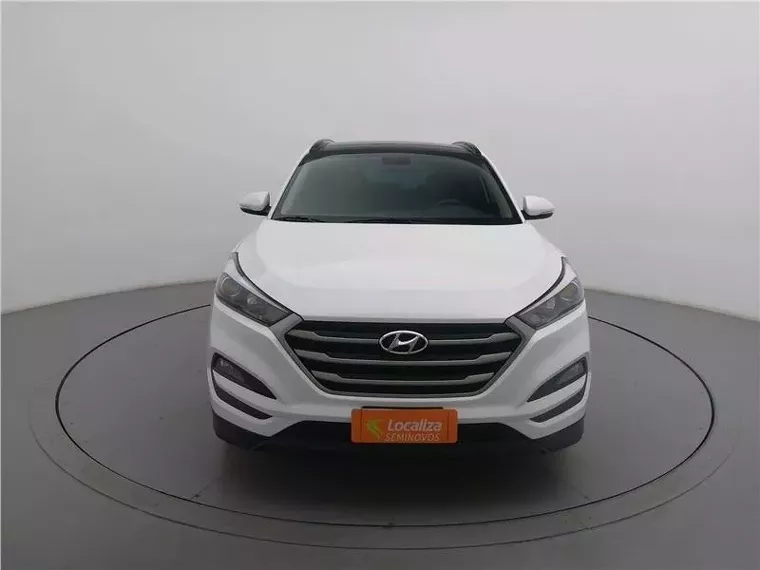 Hyundai Tucson Branco 3