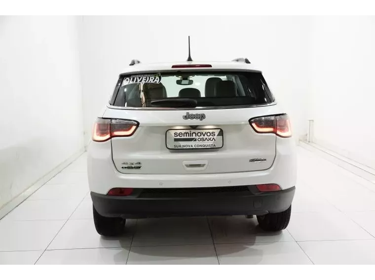 Jeep Compass Branco 16