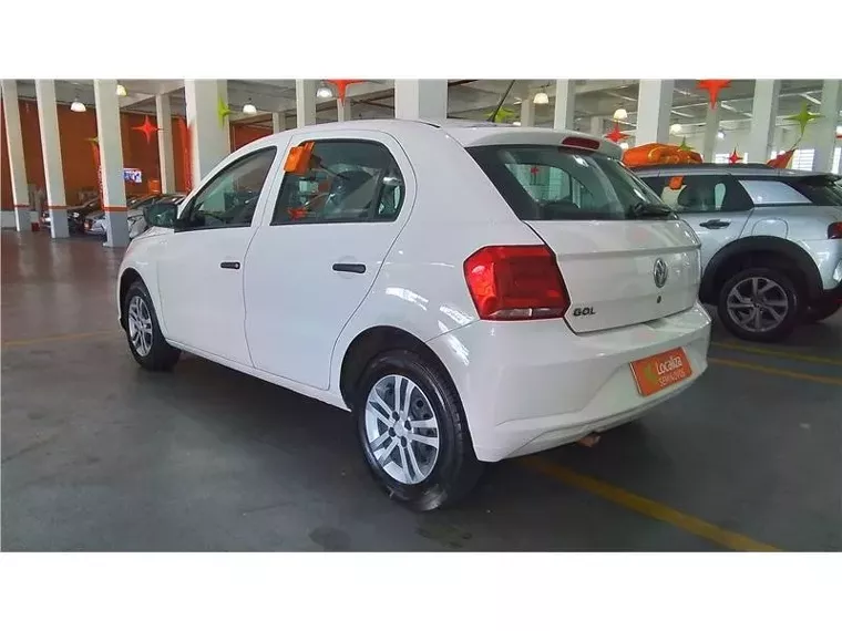 Volkswagen Gol Branco 3