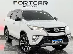 Toyota Hilux SW4