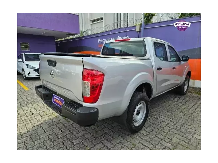 Nissan Frontier Prata 3