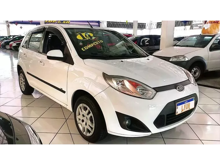 Ford Fiesta Branco 5