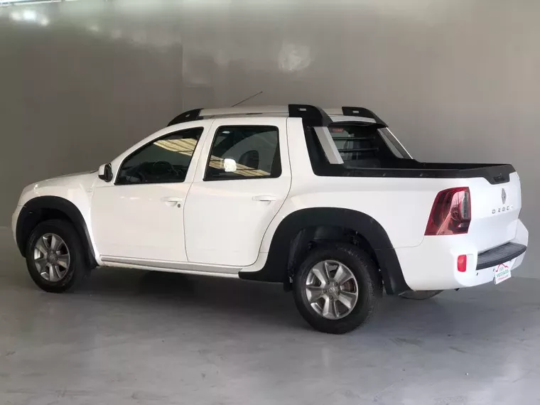 Renault Duster Oroch Branco 15