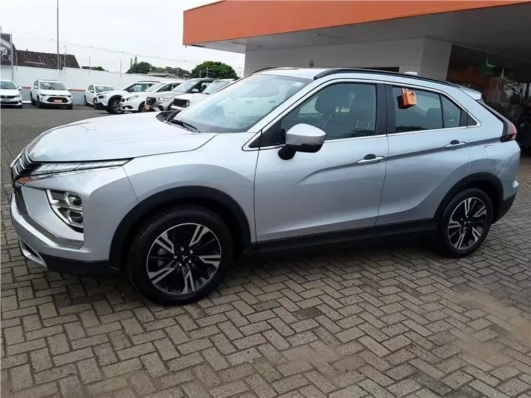 Mitsubishi Eclipse Cross Prata 6