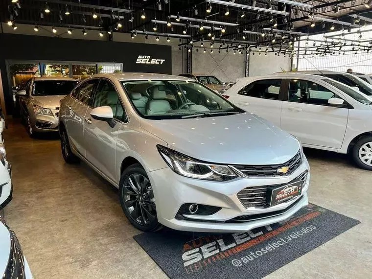 Chevrolet Cruze Prata 2