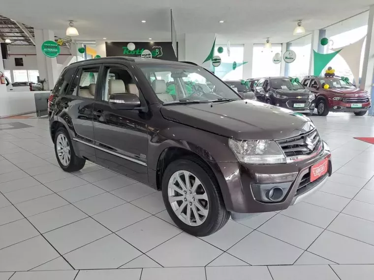 Suzuki Grand Vitara Marrom 15