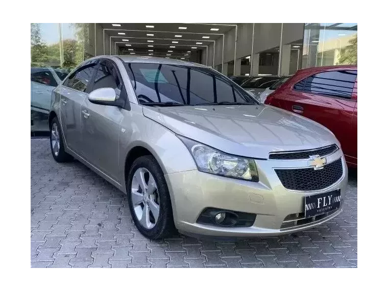 Chevrolet Cruze Bege 1