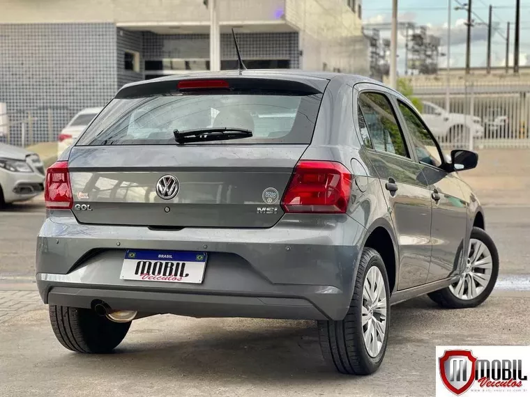 Volkswagen Gol Cinza 4