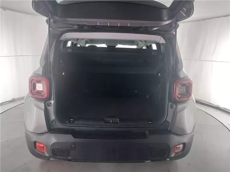 Jeep Renegade Cinza 17