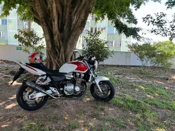 CB 1300