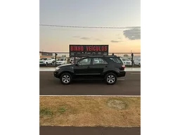 Toyota Hilux SW4