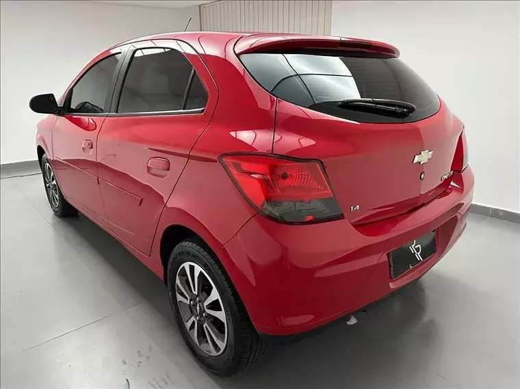 Chevrolet Onix Vermelho 3